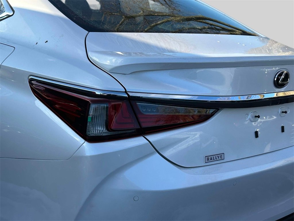 New 2025 Lexus ES 350 350 image 8