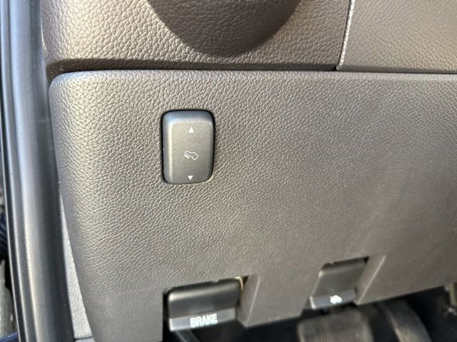 Used 2014 Lincoln Navigator 4WD w/ Equipment Group 101A image 28