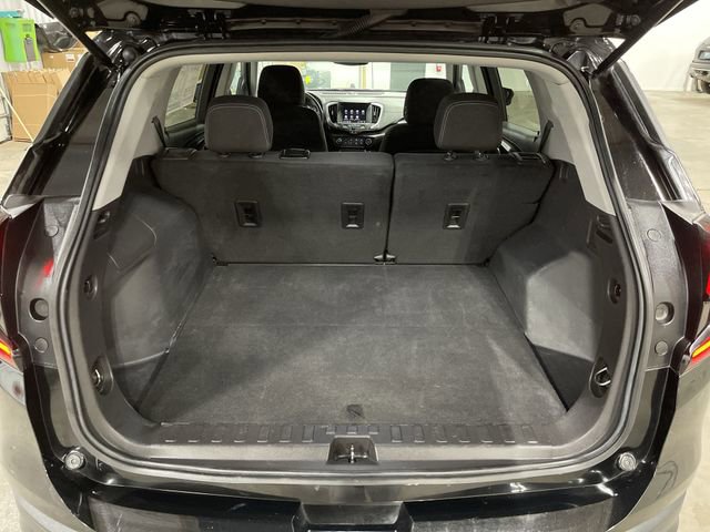 Used 2024 GMC Terrain SLE image 23