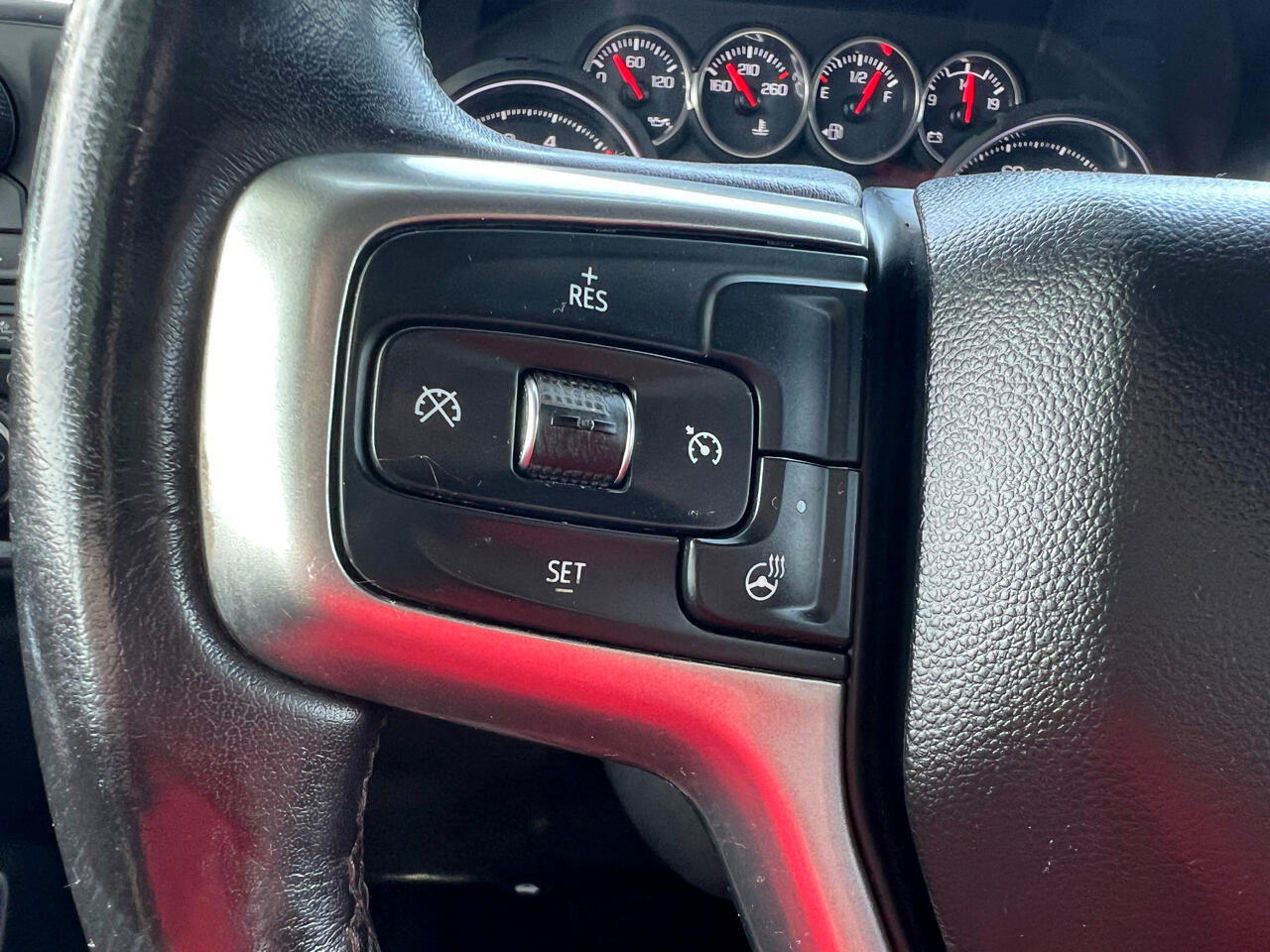 Used 2021 Chevrolet Silverado 1500 LTZ image 22