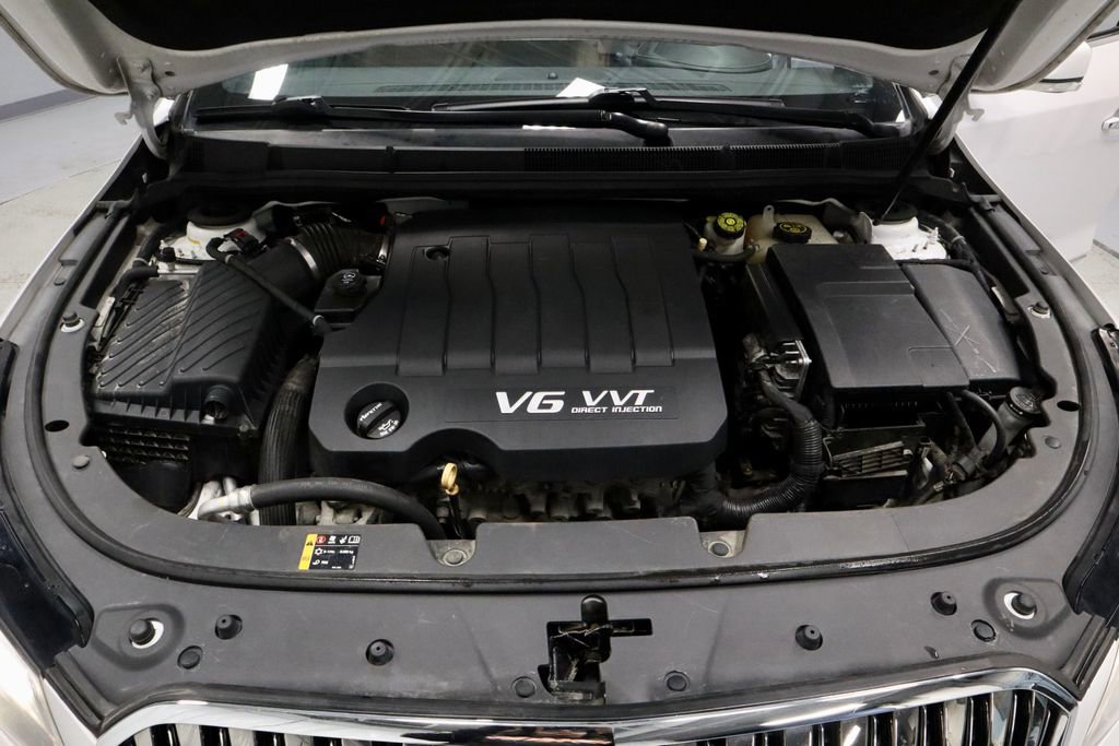 Used 2015 Buick LaCrosse Leather image 17