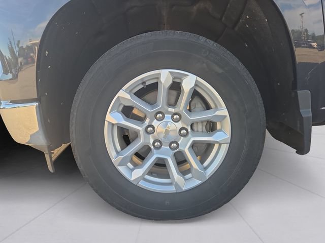 Certified 2024 Chevrolet Silverado 1500 LT AWD/4WD image 9