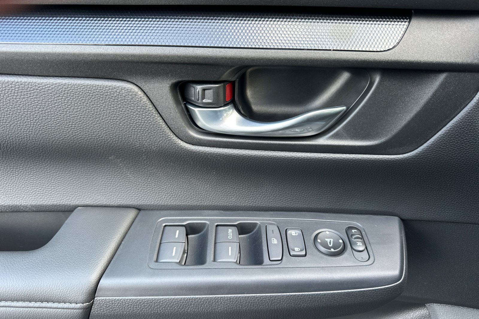 New 2027 Honda CR-V LX image 11