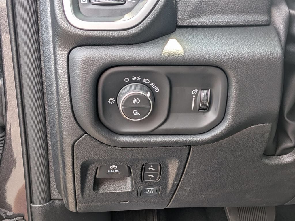 New 2026 RAM 1500 Big Horn AWD/4WD image 14