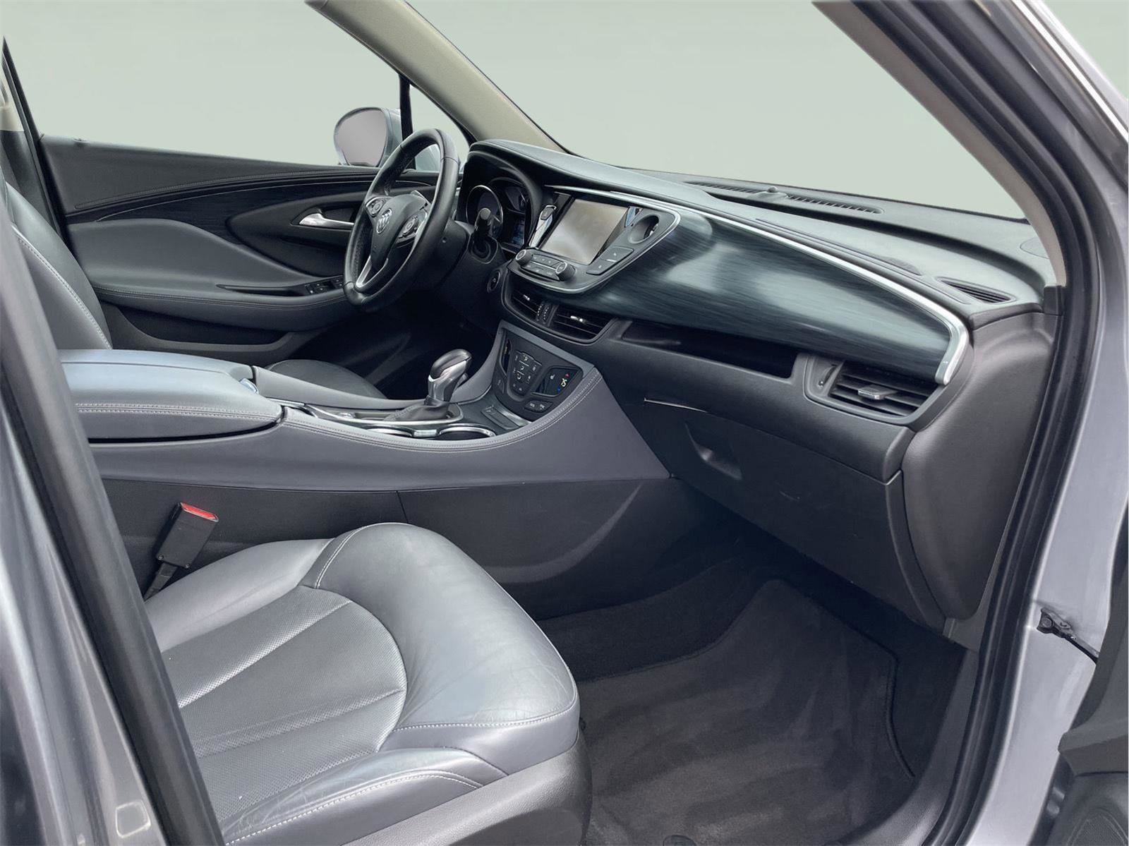 Used 2020 Buick Envision Essence w/ LPO, Interior Luxury Package image 21