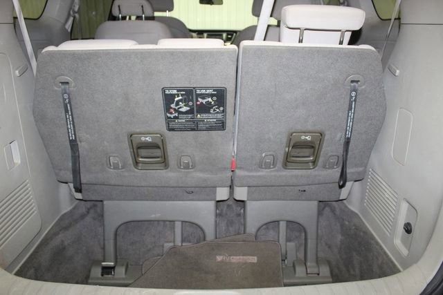Used 2021 Kia Sedona LX FWD image 7