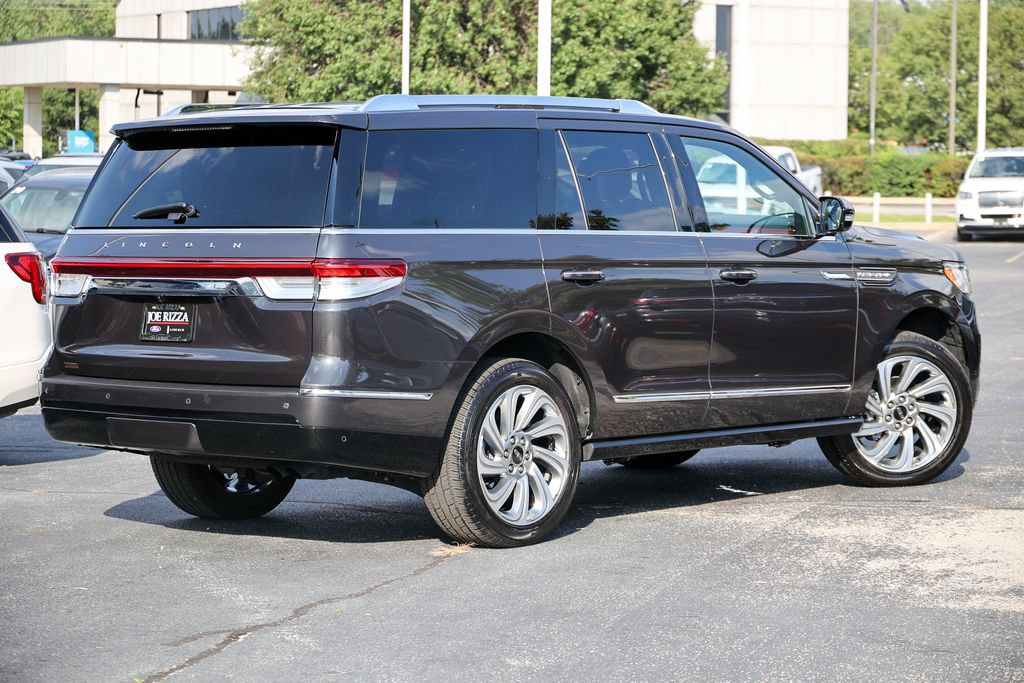 Used 2024 Lincoln Navigator Reserve AWD/4WD image 39