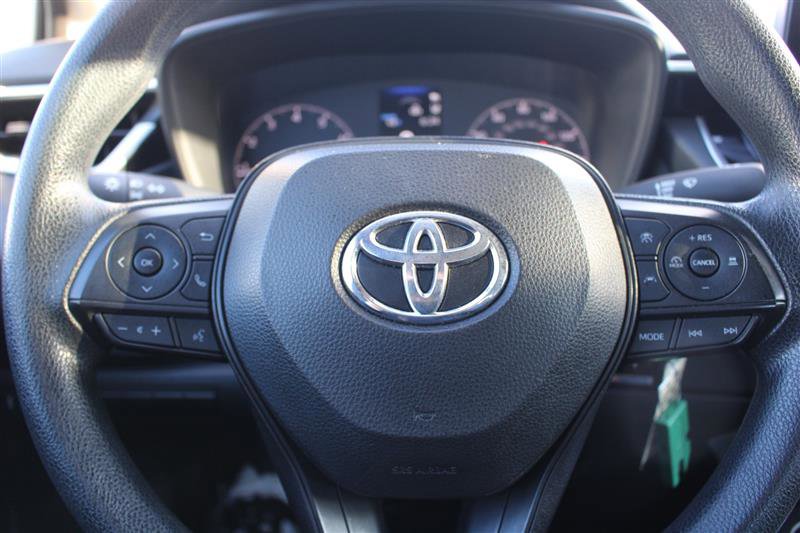 Used 2024 Toyota Corolla LE image 12