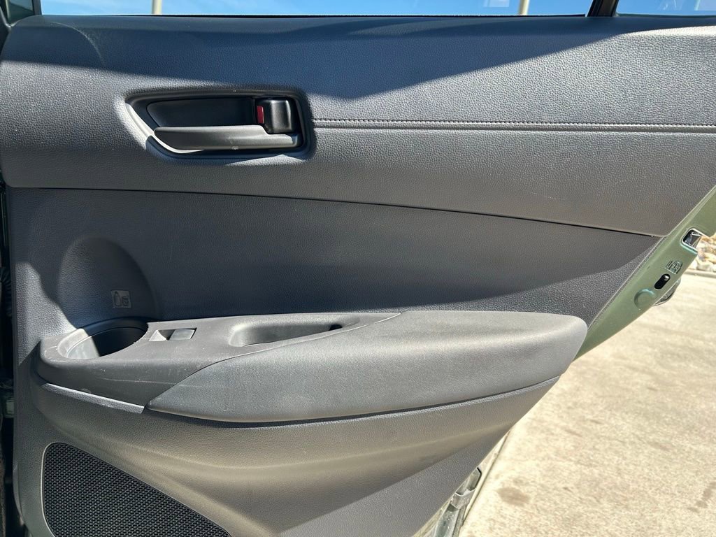 Used 2024 Toyota Corolla Cross LE image 29