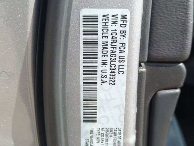 Used 2020 Jeep Grand Cherokee Laredo w/ Quick Order Package 2BN North image 22