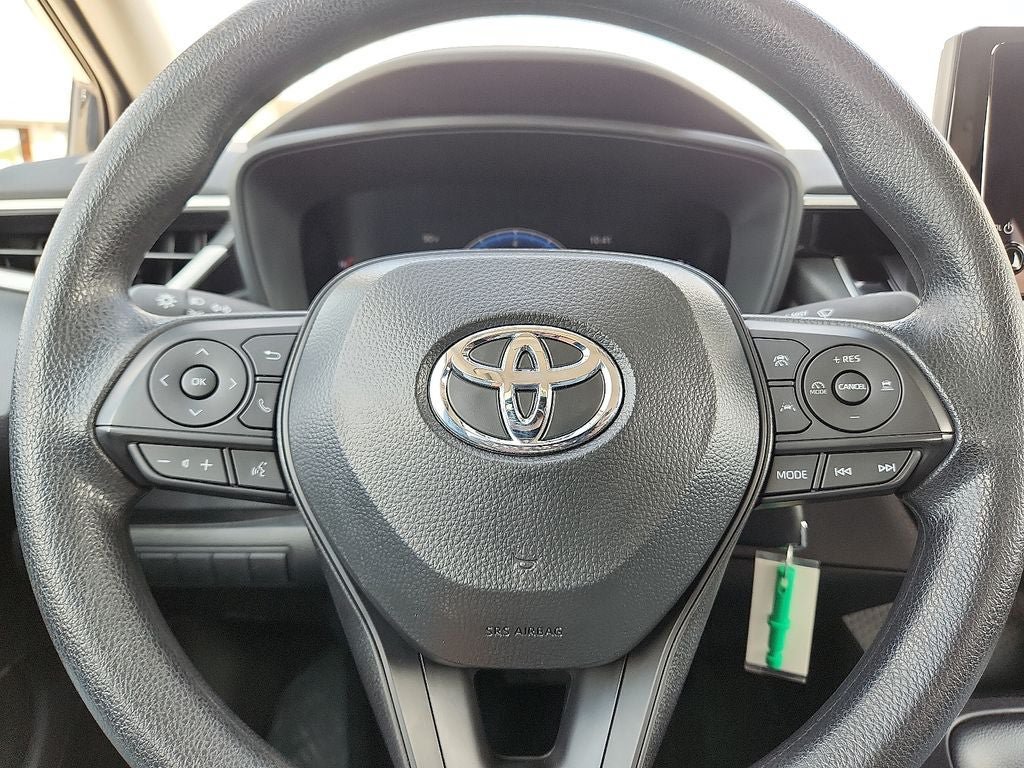 Used 2026 Toyota Corolla LE FWD image 29