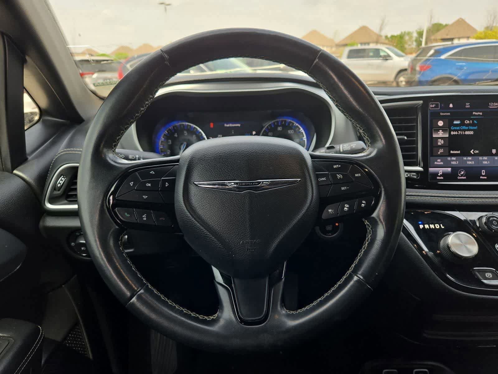 Used 2021 Chrysler Pacifica Touring w/ S Appearance Package FWD image 20