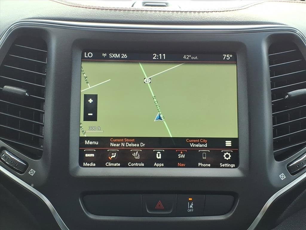 Used 2022 Jeep Cherokee Trailhawk w/ Sun, Sound & Nav Group image 25