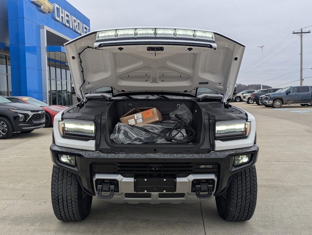 New 2026 GMC Hummer EV 4x4 Crew Cab image 15