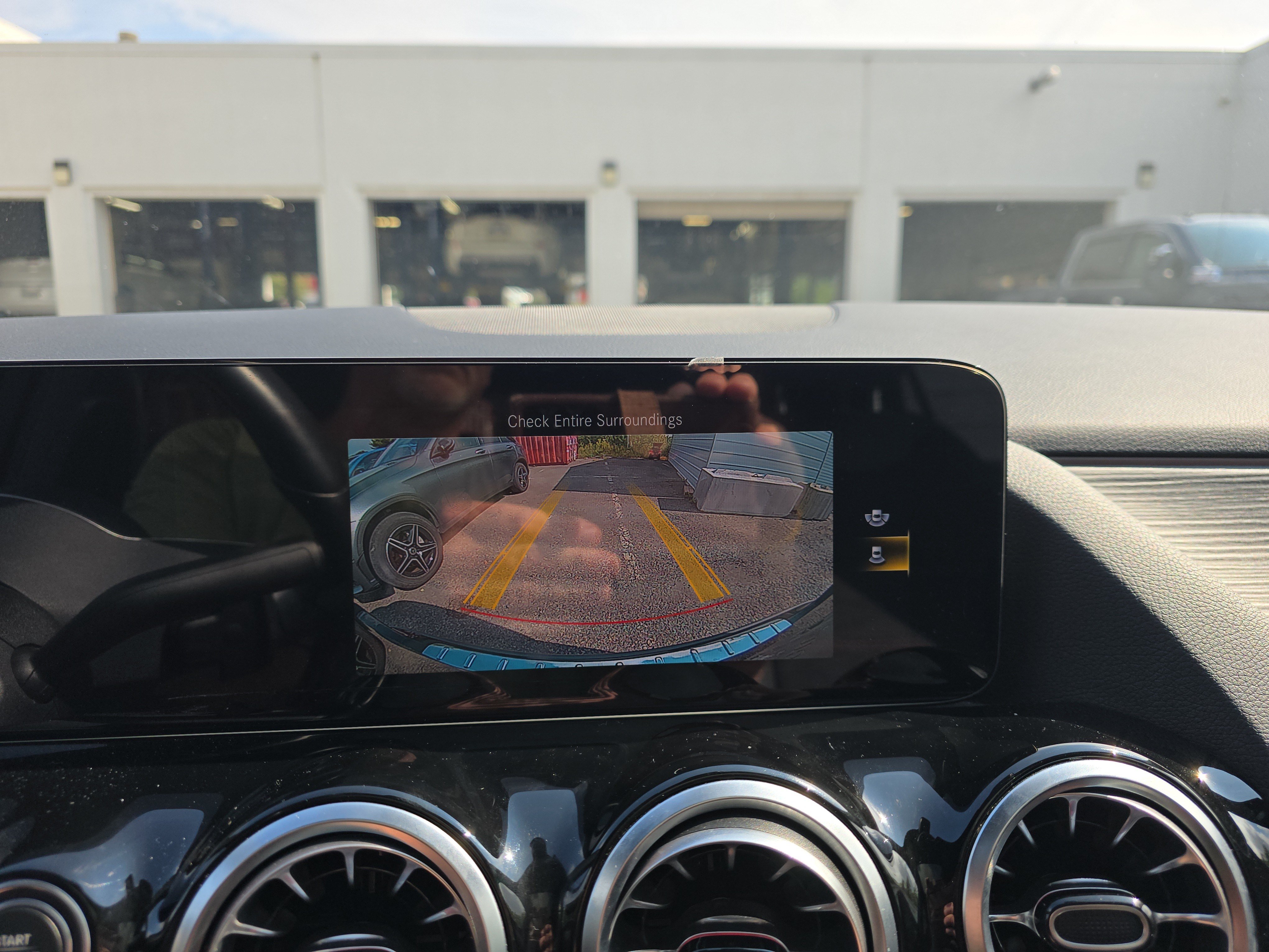 Used 2023 Mercedes-Benz GLA 250 4MATIC image 34