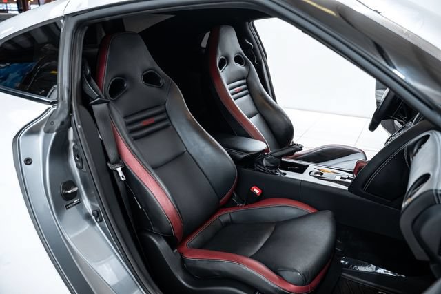 Used 2016 Nissan GT-R Black Edition AWD/4WD image 26