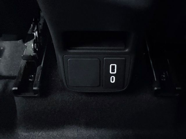 Used 2024 Buick Encore GX Preferred FWD image 19