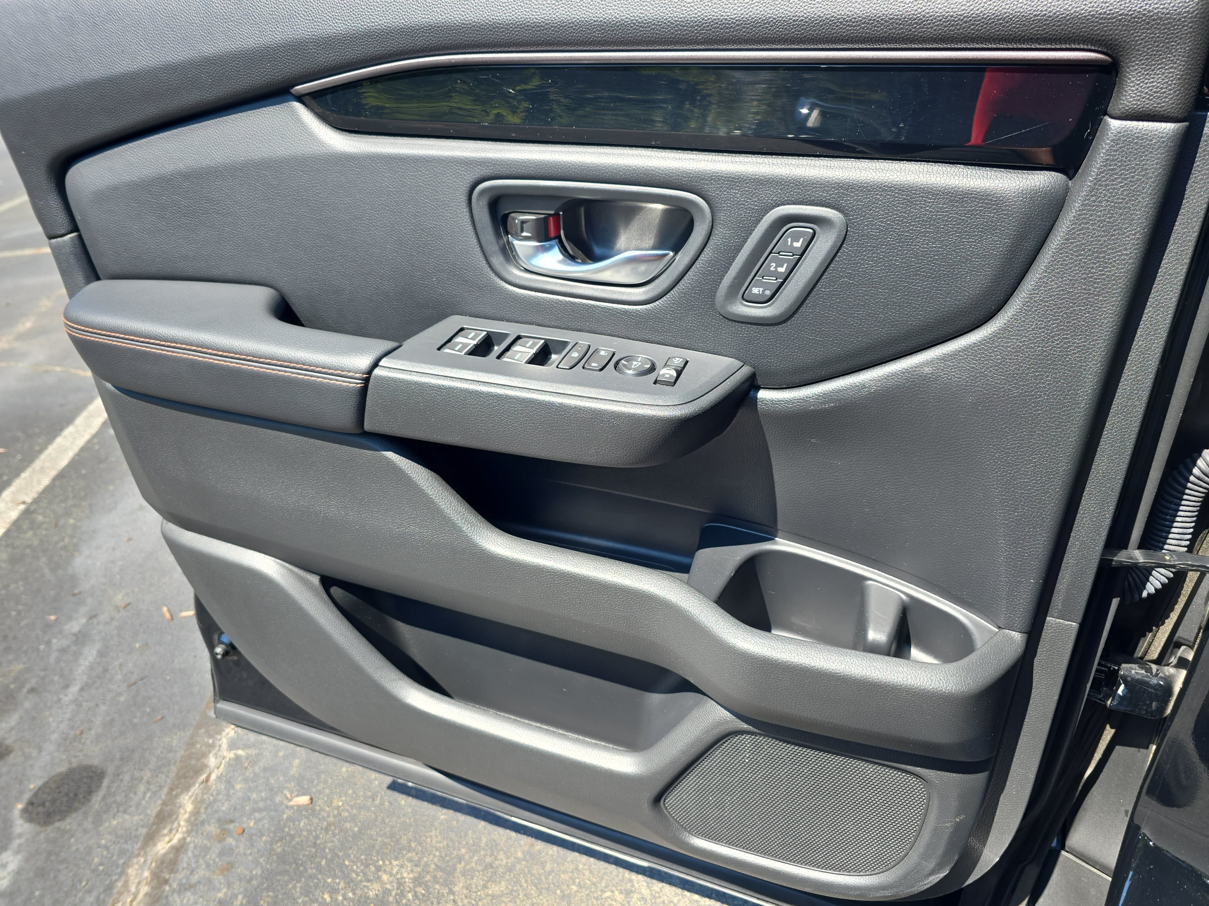 Certified 2025 Honda Pilot TrailSport image 28