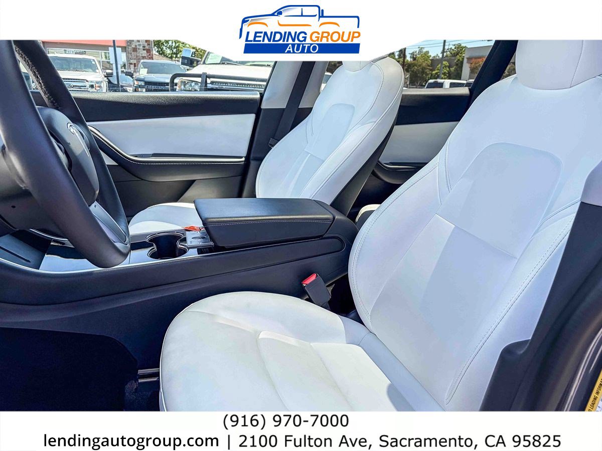 Used 2021 Tesla Model Y 2WD image 16