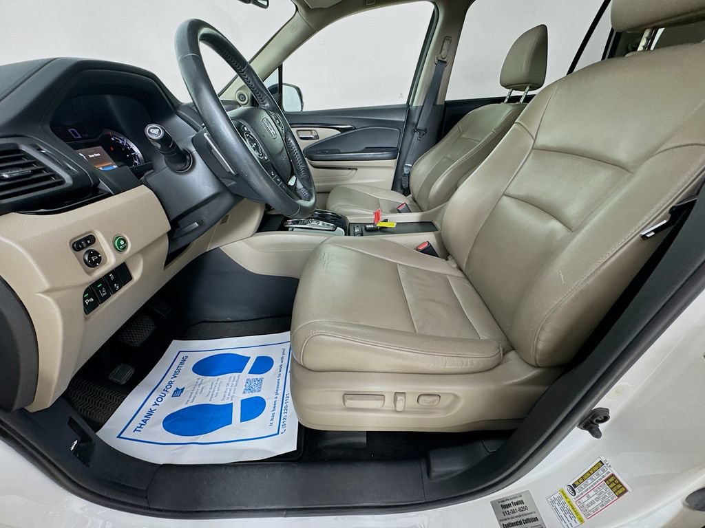 Used 2016 Honda Pilot Touring image 25