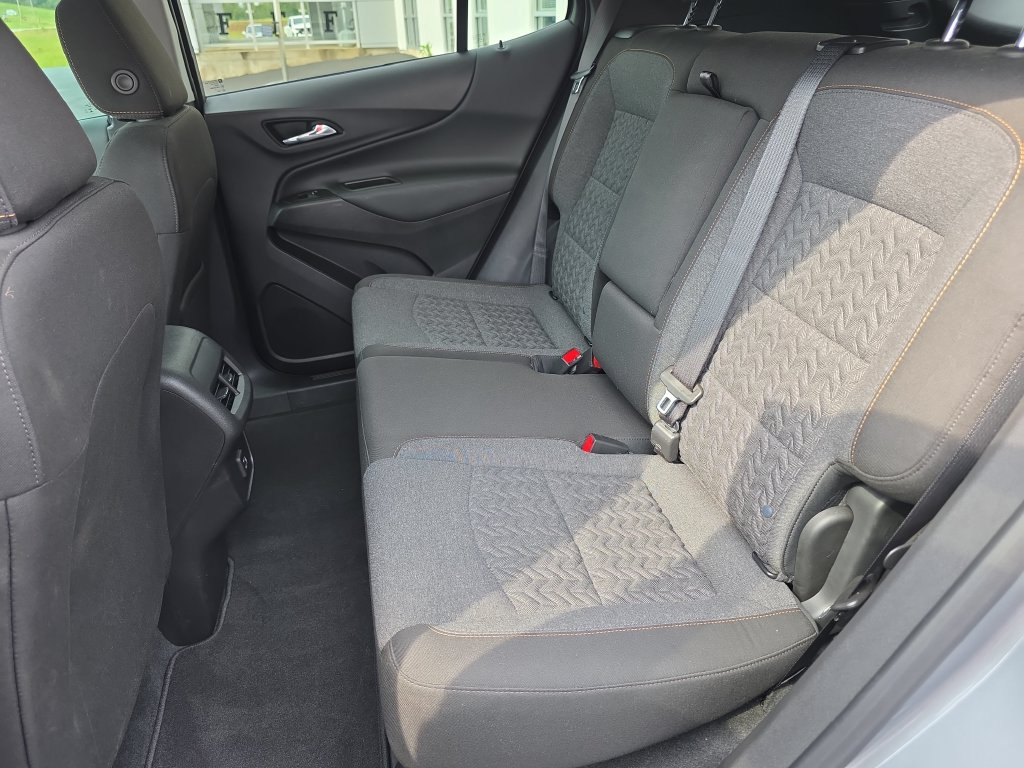 Used 2024 Chevrolet Equinox LT FWD image 15