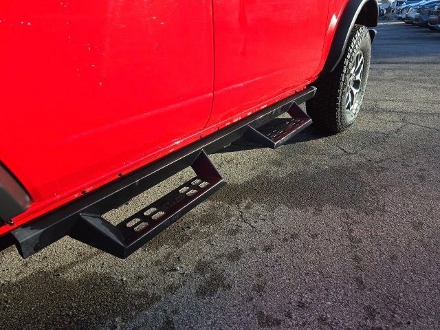 Used 2023 Ford Bronco Badlands image 15