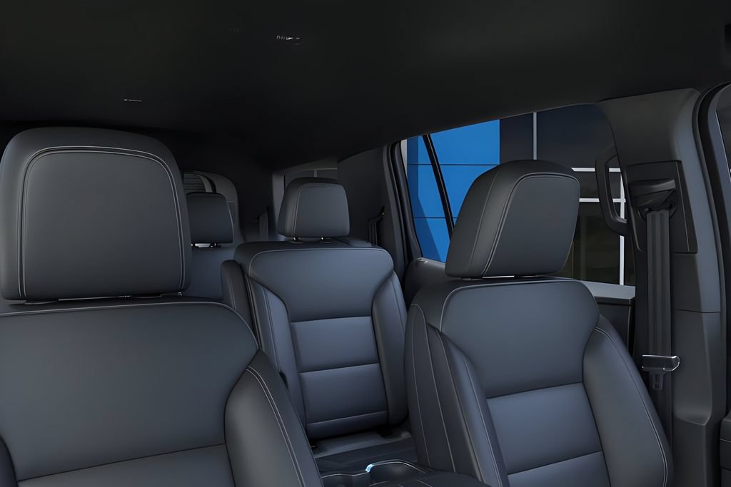 New 2027 Chevrolet Traverse LT FWD image 28