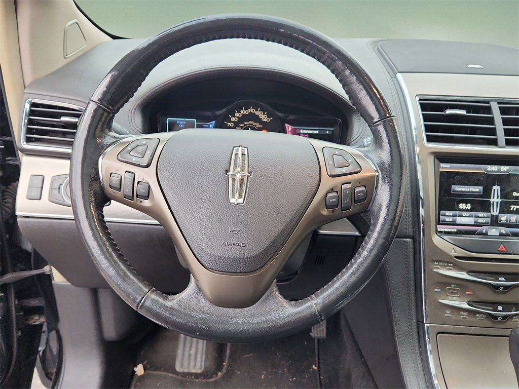 Used 2013 Lincoln MKX AWD image 14