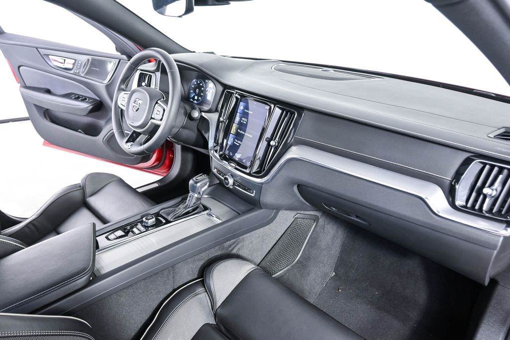 Used 2020 Volvo S60 T5 R-Design FWD image 23