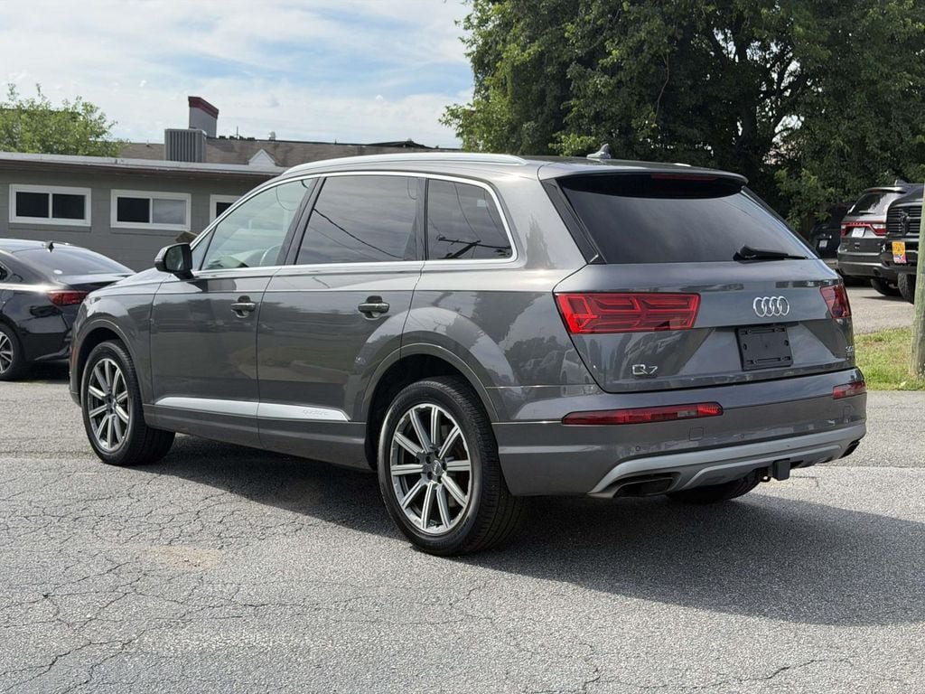 Used 2018 Audi Q7 3.0T Premium Plus w/ Premium Plus Package AWD/4WD image 22