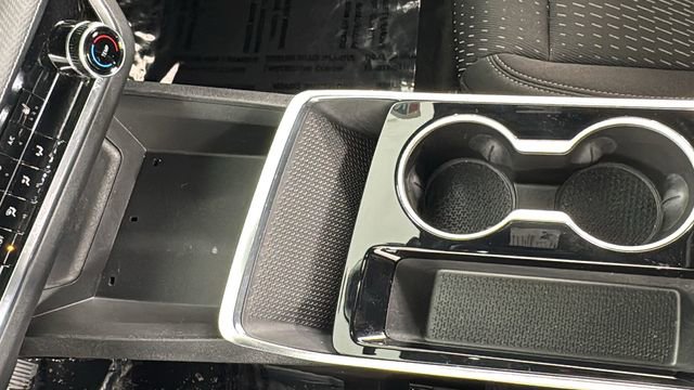 Used 2025 Chevrolet Equinox LT image 28