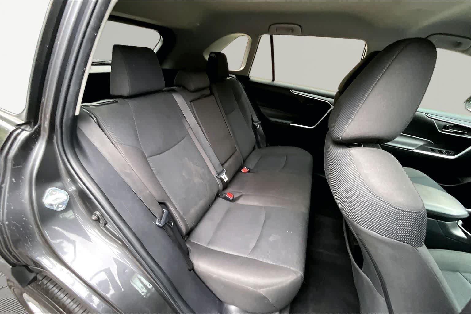 Certified 2023 Toyota RAV4 LE FWD image 20