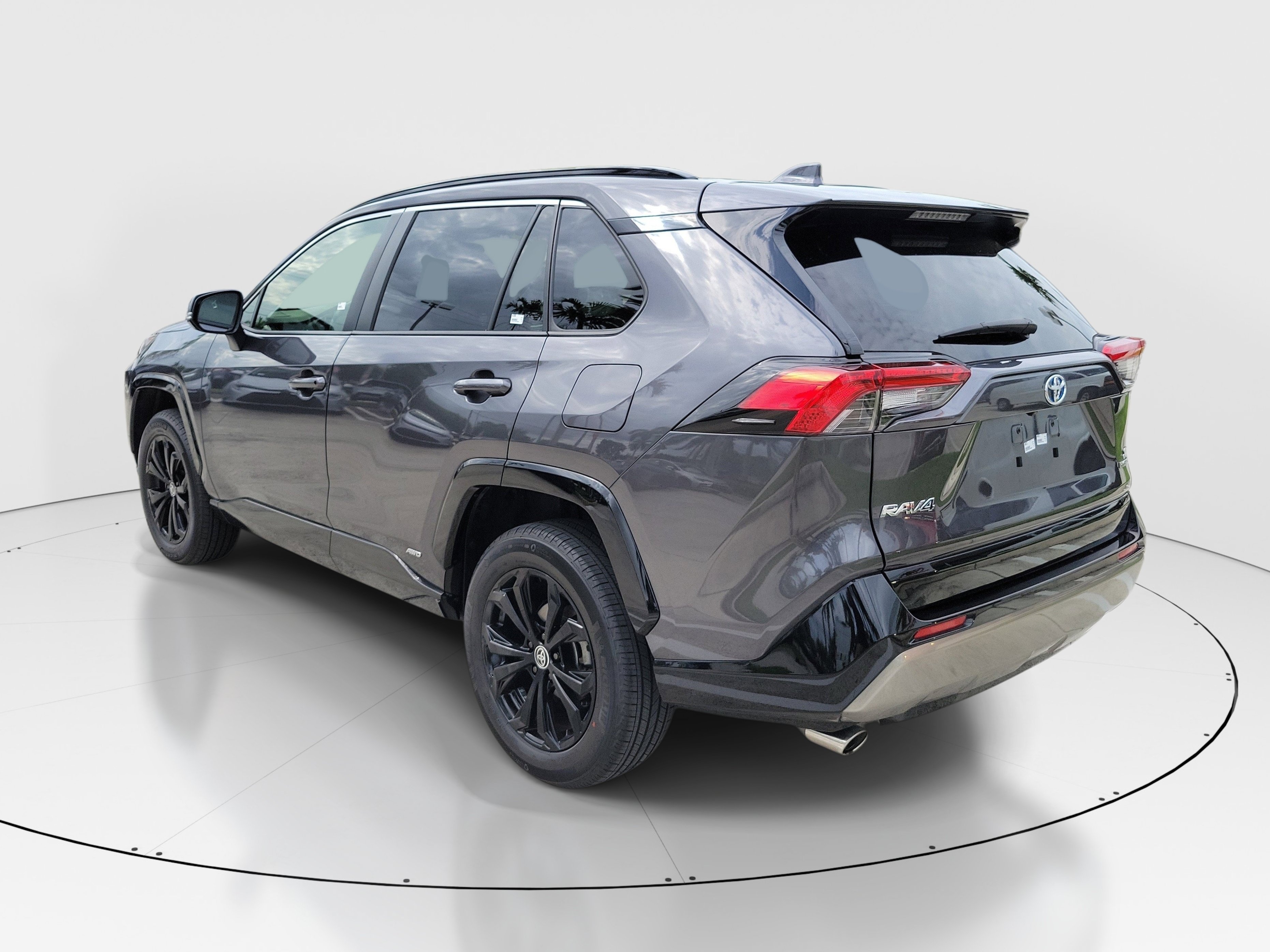 Certified 2024 Toyota RAV4 SE AWD/4WD image 5