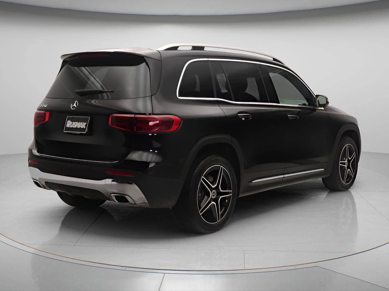 Certified 2026 Mercedes-Benz GLB 250 image 4