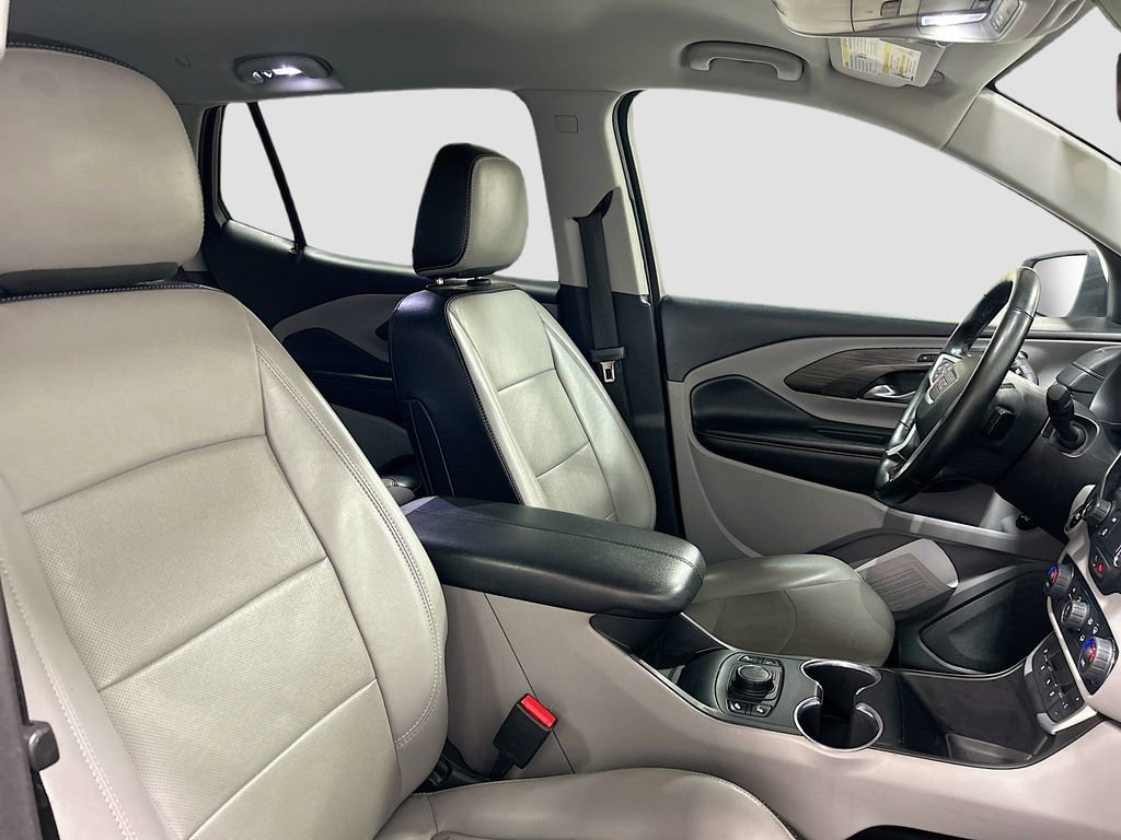 Used 2023 GMC Terrain SLT image 26