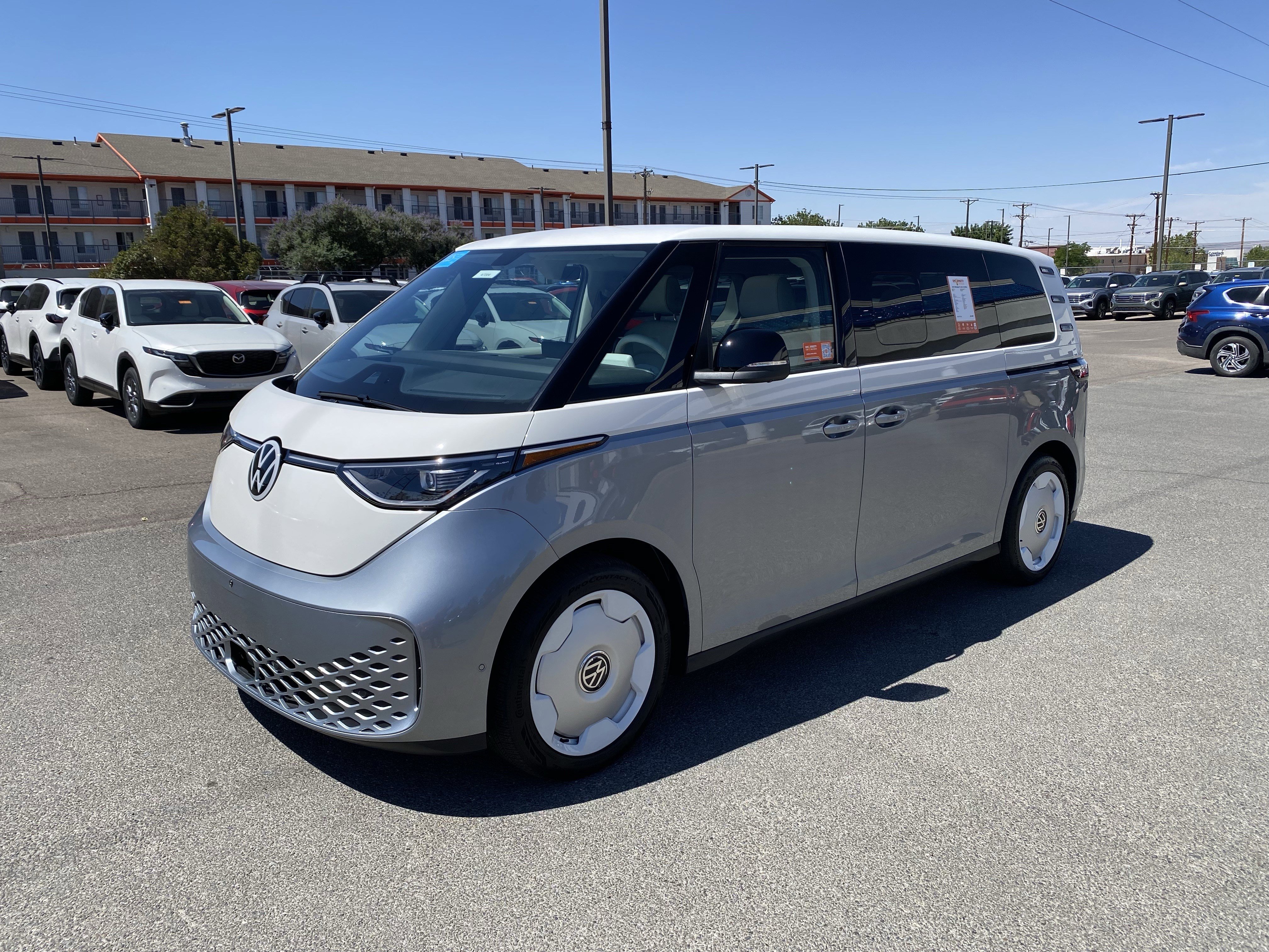 Certified 2025 Volkswagen ID. Buzz 1st Edition RWD image 50