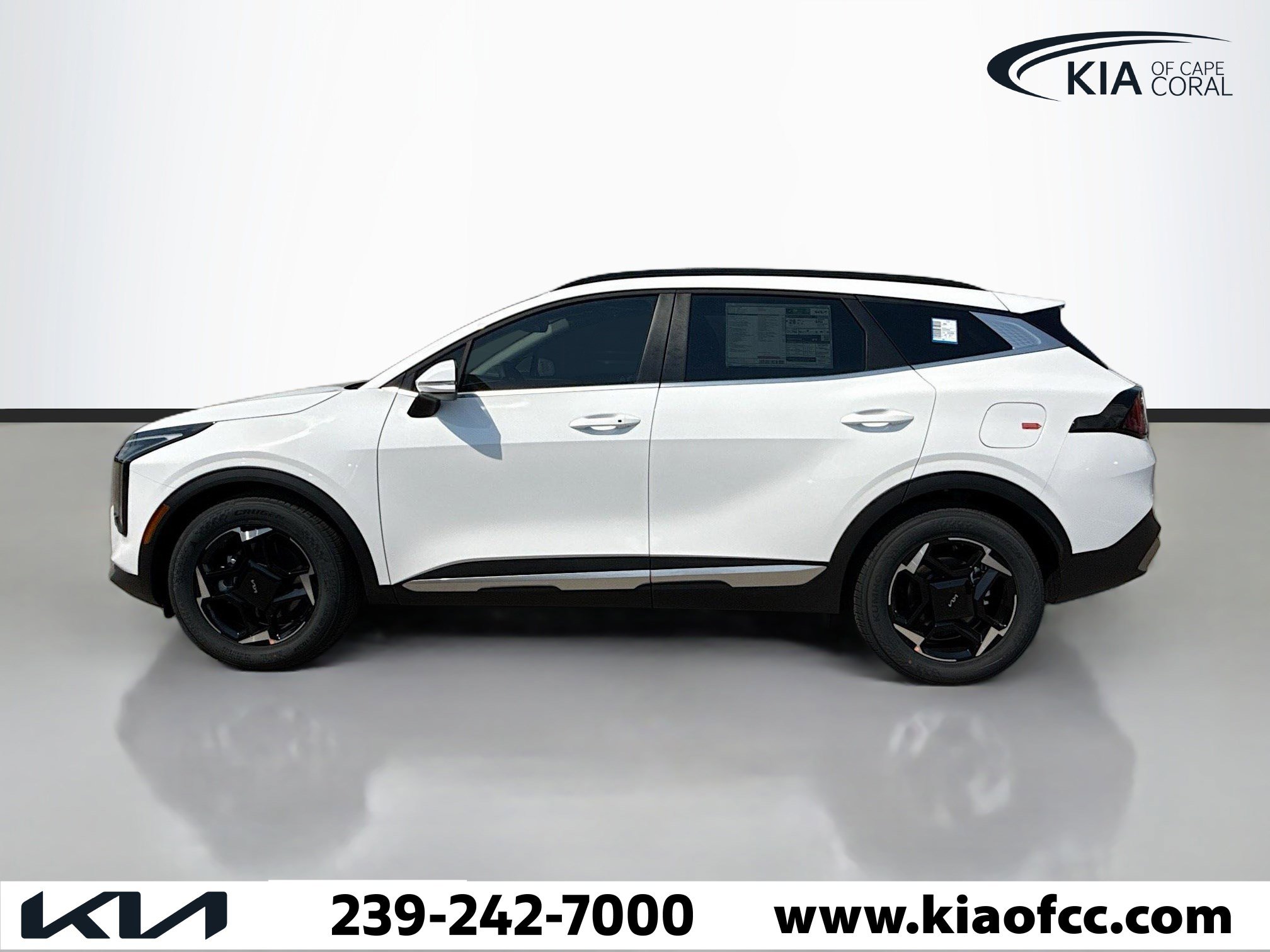 New 2026 Kia Sportage EX image 2