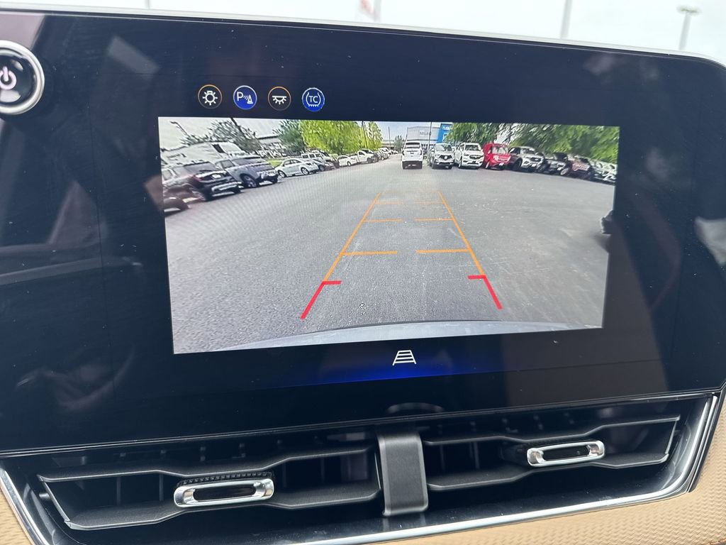 New 2026 Chevrolet Equinox ACTIV image 17