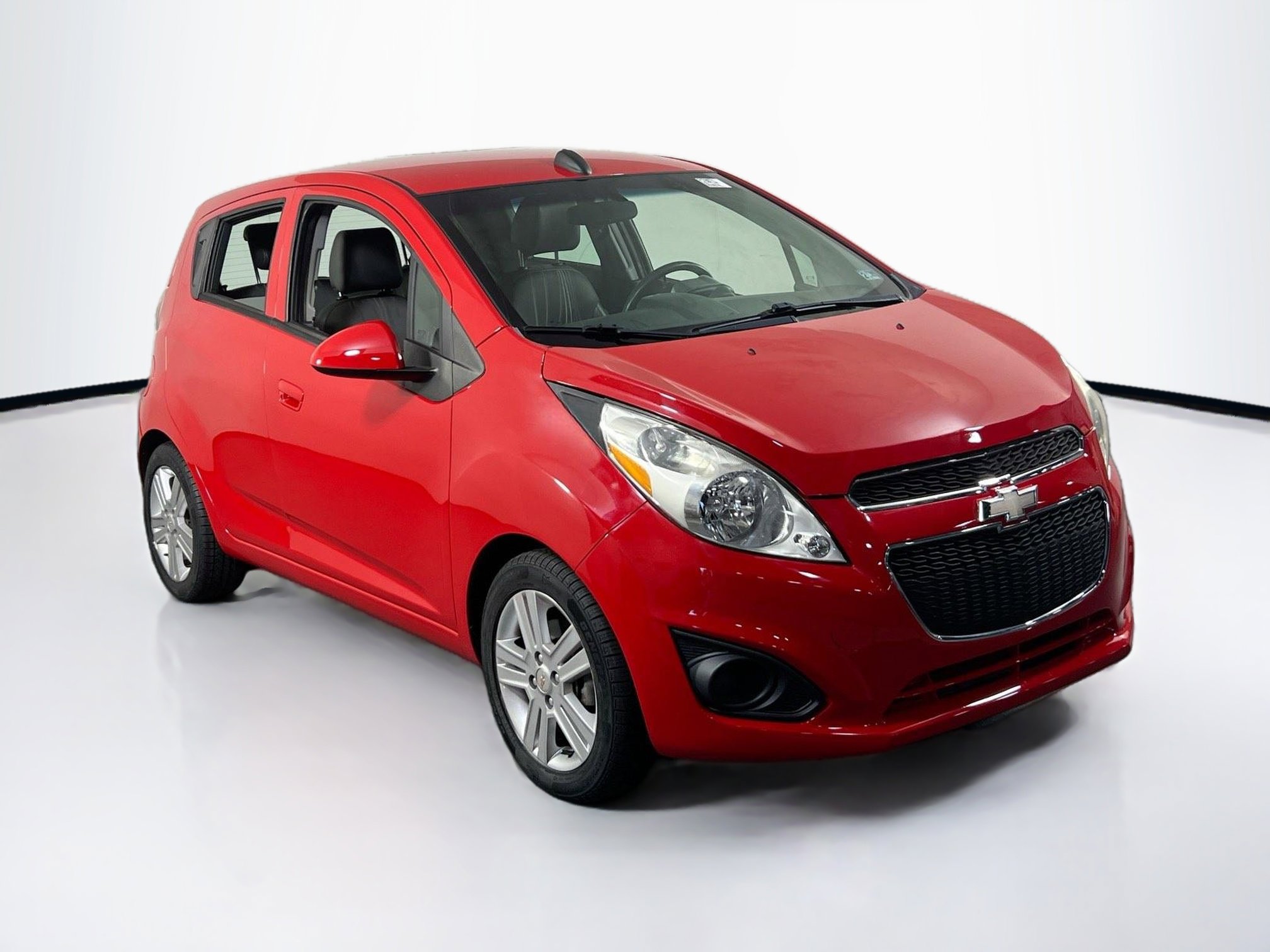 Used 2015 Chevrolet Spark LT image 3