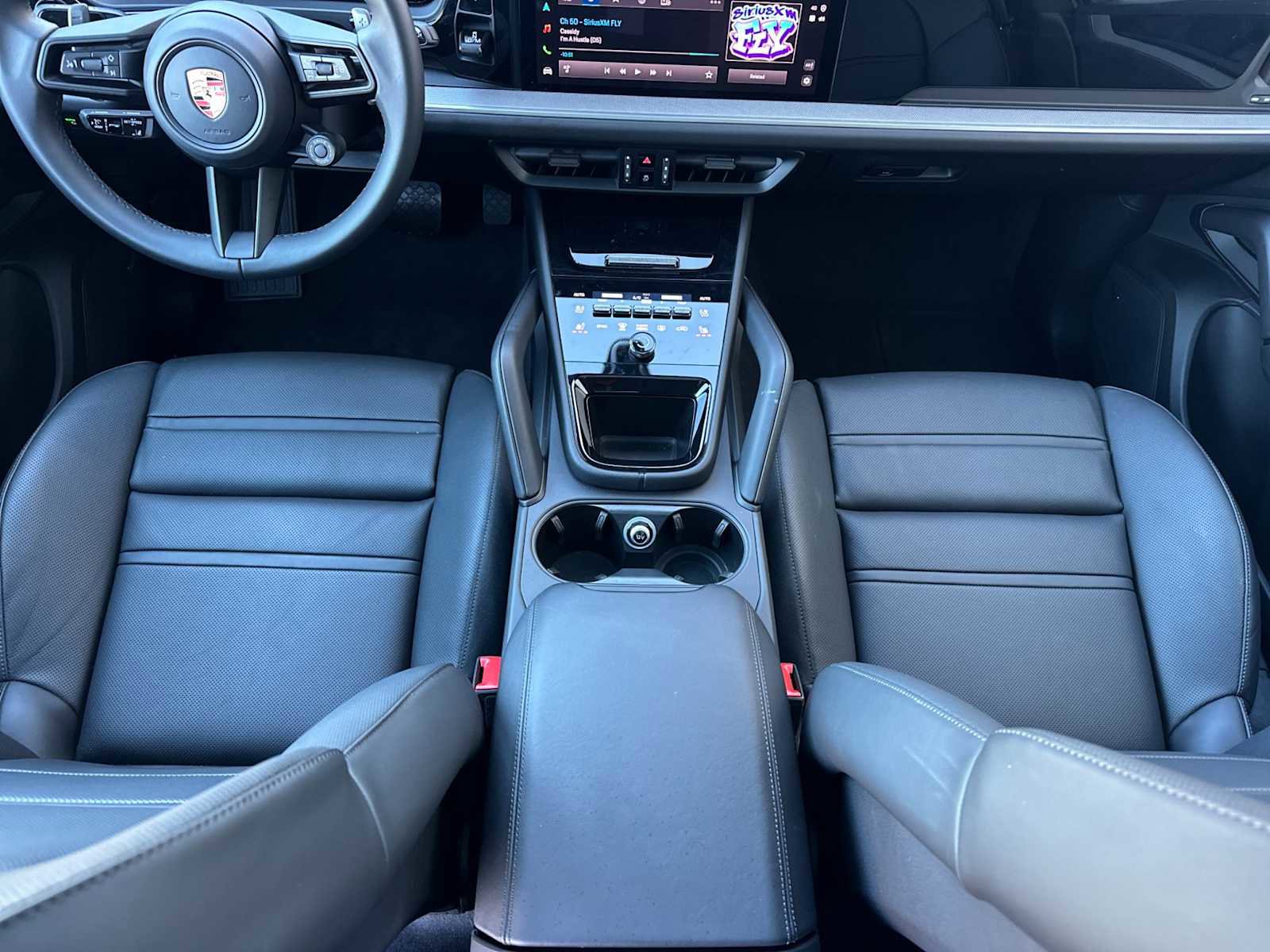 Certified 2025 Porsche Cayenne E-Hybrid AWD/4WD image 6