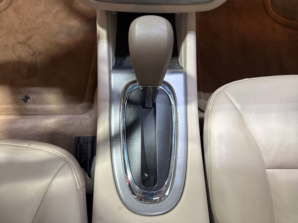 Used 2008 Chevrolet Impala LTZ FWD image 17