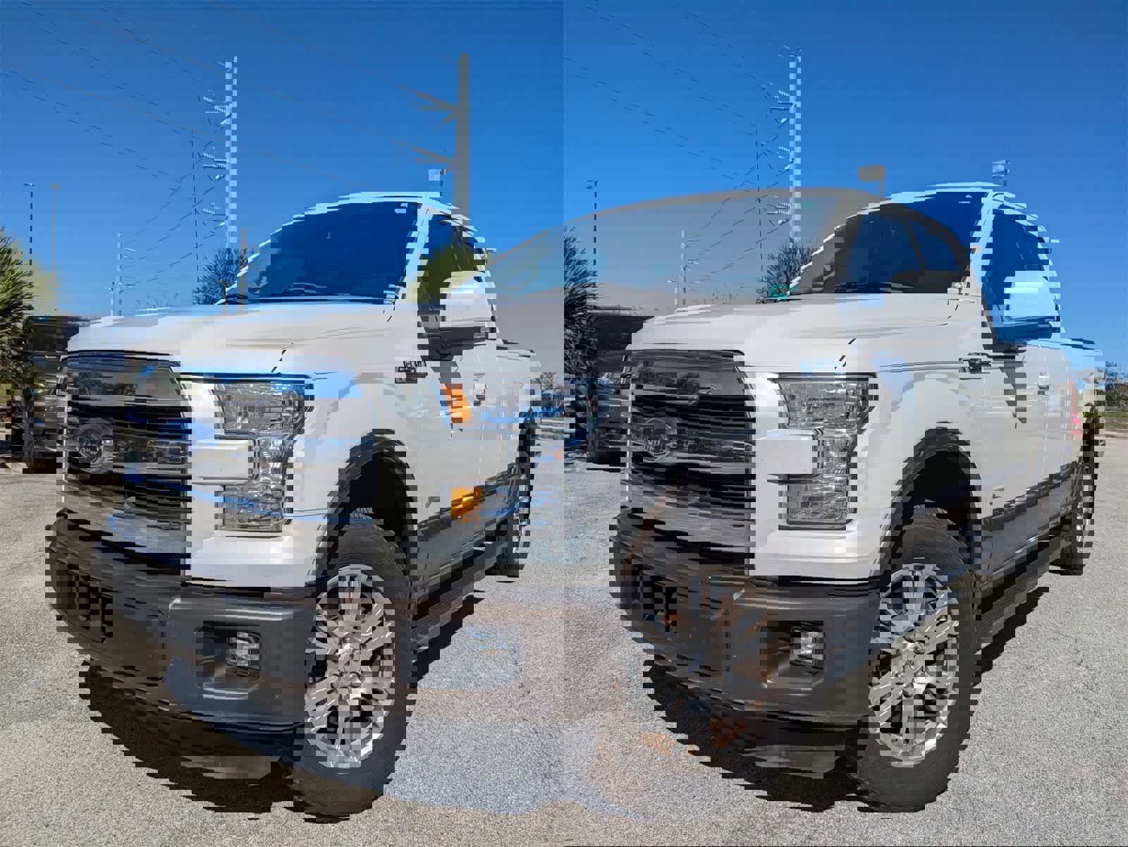 Used 2015 Ford F150 Lariat w/ Equipment Group 501A Mid