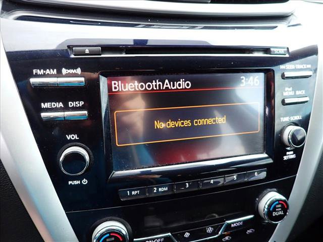 Used 2017 Nissan Murano S image 19