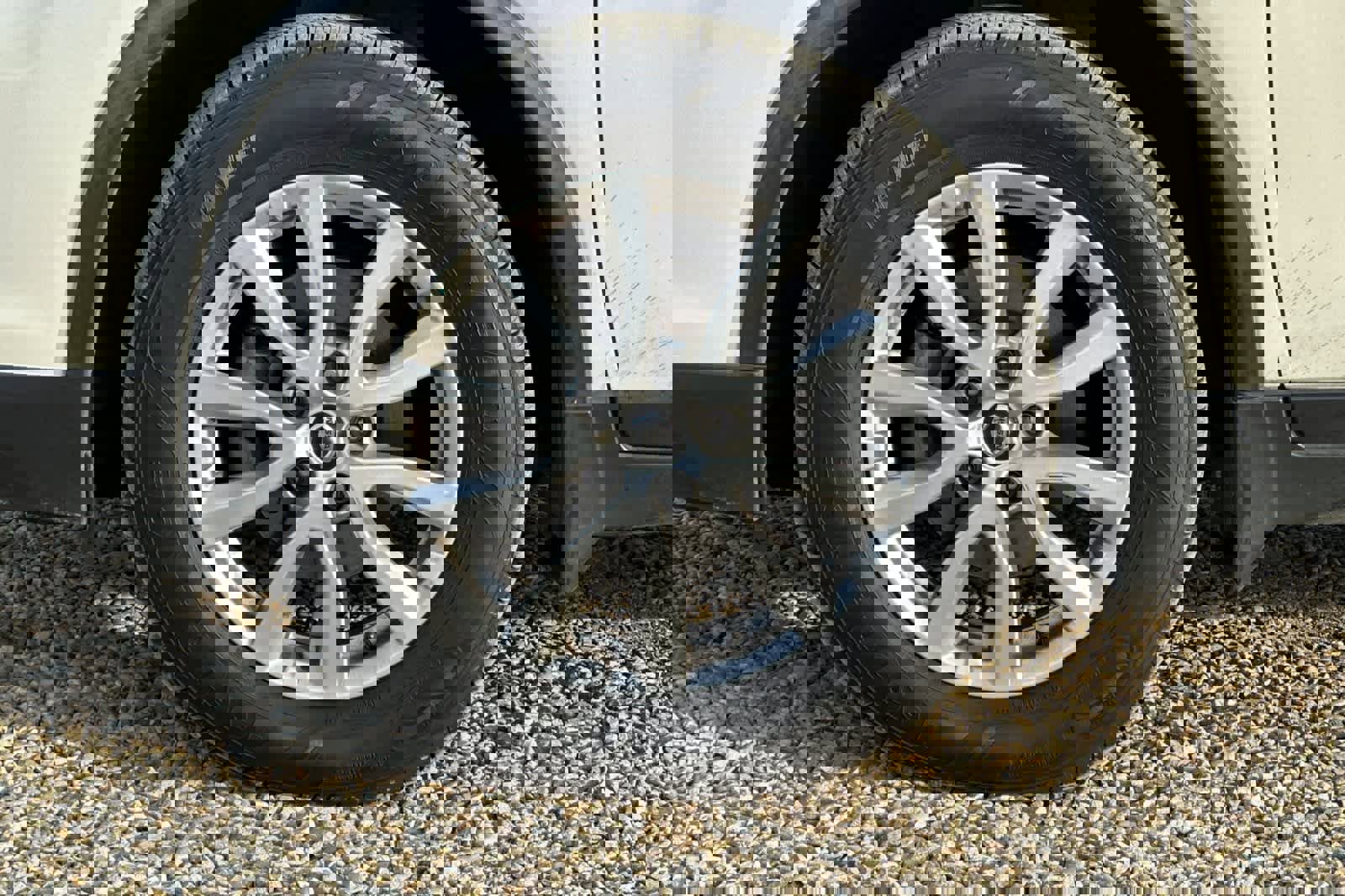 Certified 2020 Nissan Rogue SV image 26