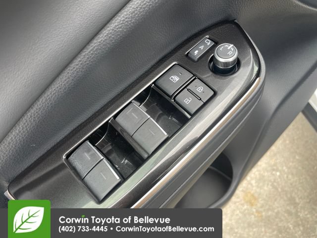 New 2026 Toyota Crown Platinum AWD/4WD image 19