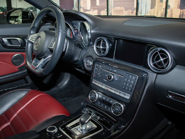 Certified 2019 Mercedes-Benz SLC 43 AMG image 16