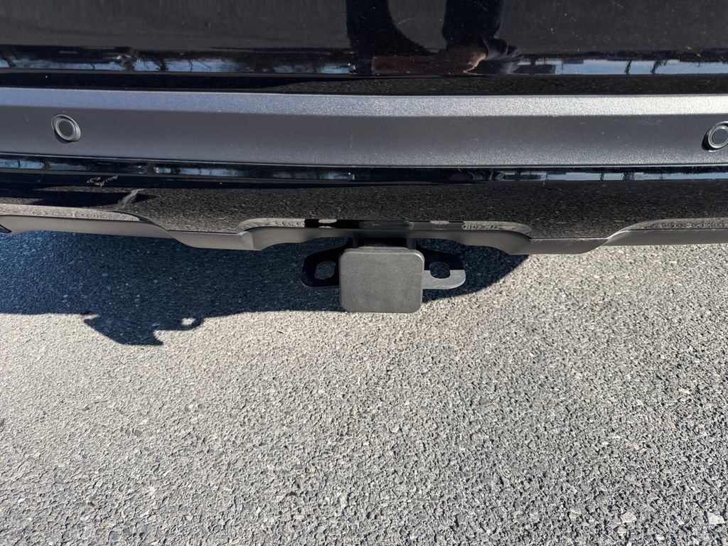 Used 2024 Mercedes-Benz GLS 450 4MATIC image 18