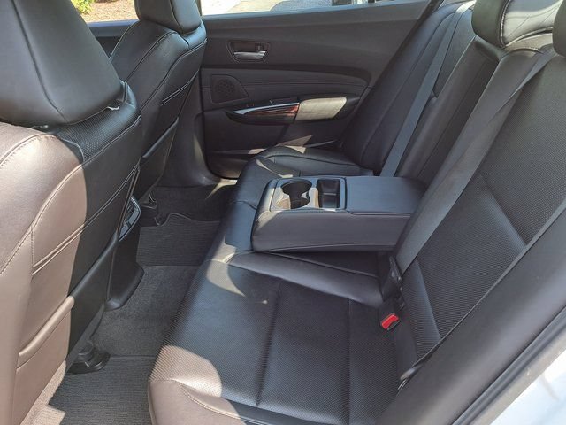Used 2016 Acura TLX w/ Technology Package FWD image 30