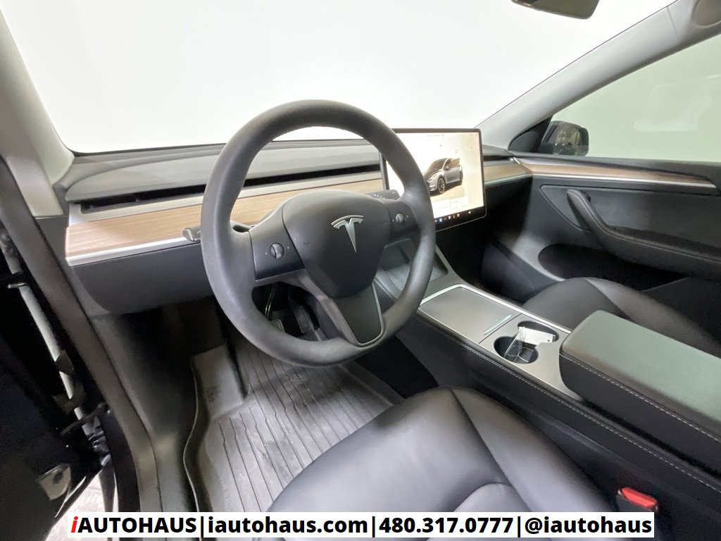 Used 2024 Tesla Model Y Long Range image 14