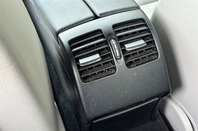 Used 2012 Mercedes-Benz C 350 Sport image 13